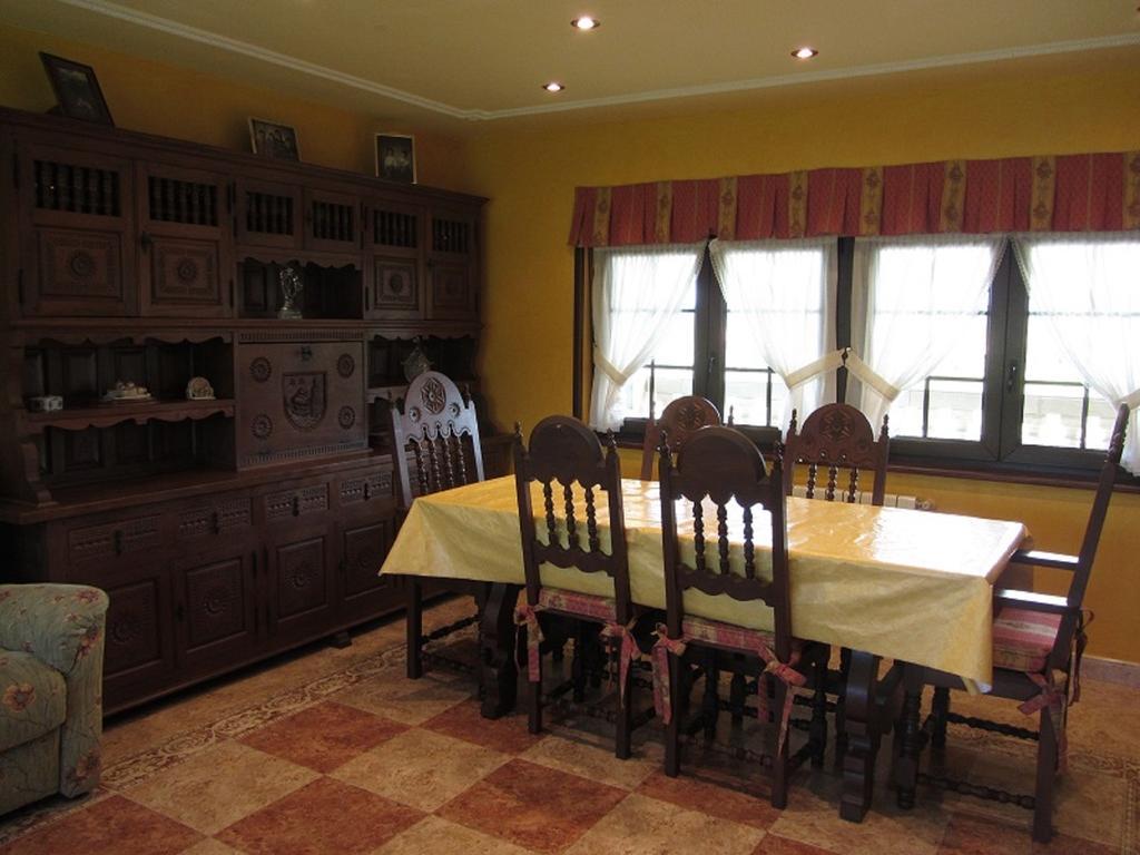 Vivienda Sampedri Villa ซันติยานาเดลมาร์ ห้อง รูปภาพ