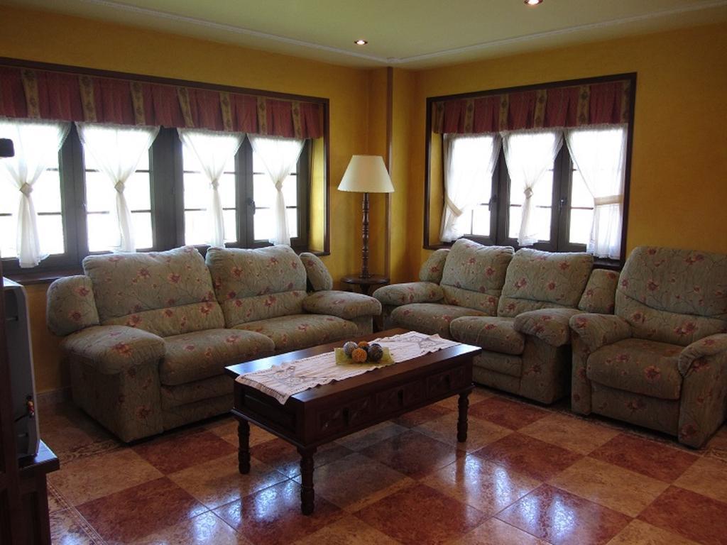 Vivienda Sampedri Villa ซันติยานาเดลมาร์ ห้อง รูปภาพ