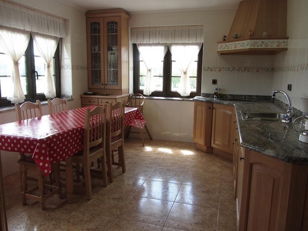 Vivienda Sampedri Villa ซันติยานาเดลมาร์ ห้อง รูปภาพ