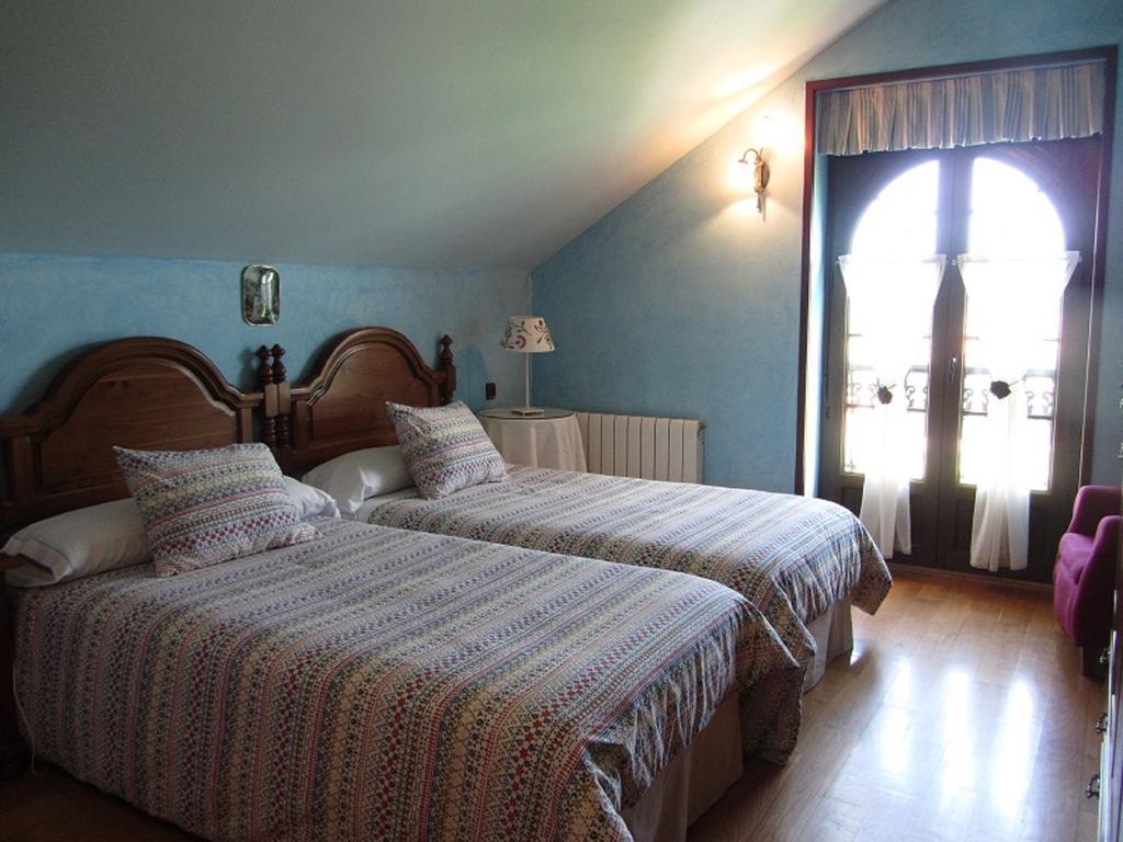 Vivienda Sampedri Villa ซันติยานาเดลมาร์ ห้อง รูปภาพ